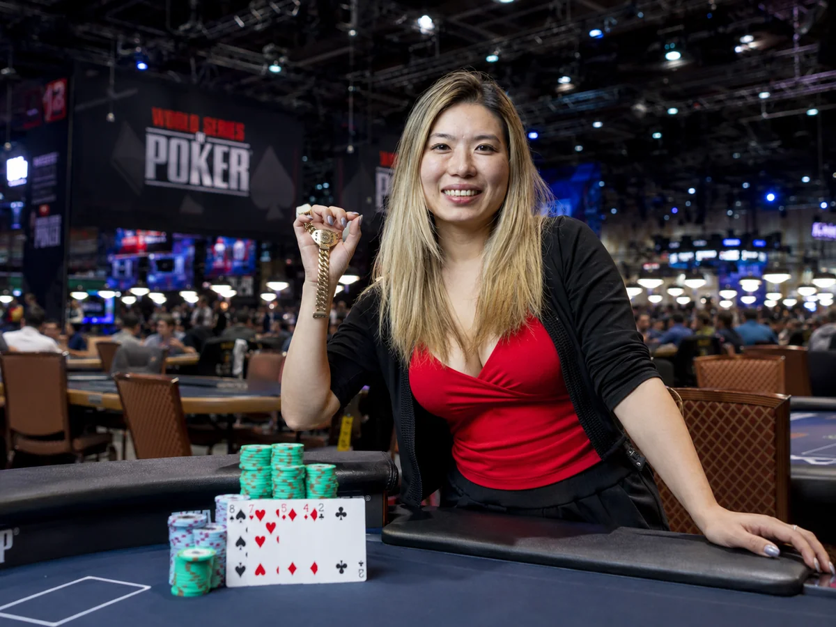 Michelle Chin with her first WSOP bracelet after winning the 2026 $1,500 Deuce-to-Seven Triple Draw Lowball